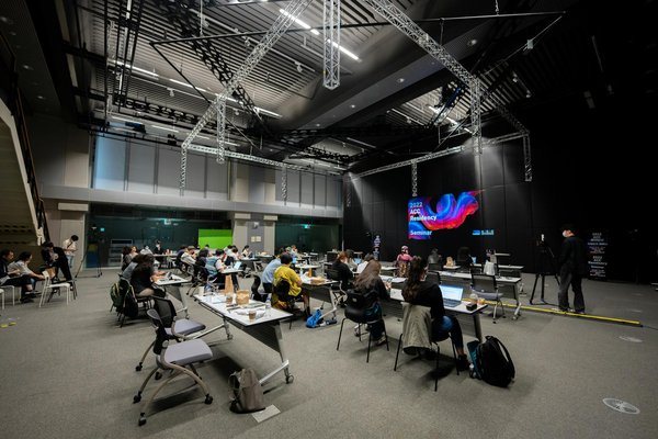 Boosting memberships: innovative social media techniques for uk fitness studios to captivate and enroll clients